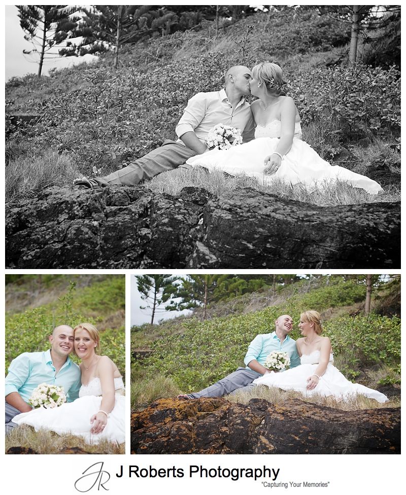 Picnicing bridal couple - sydney wedding photographer